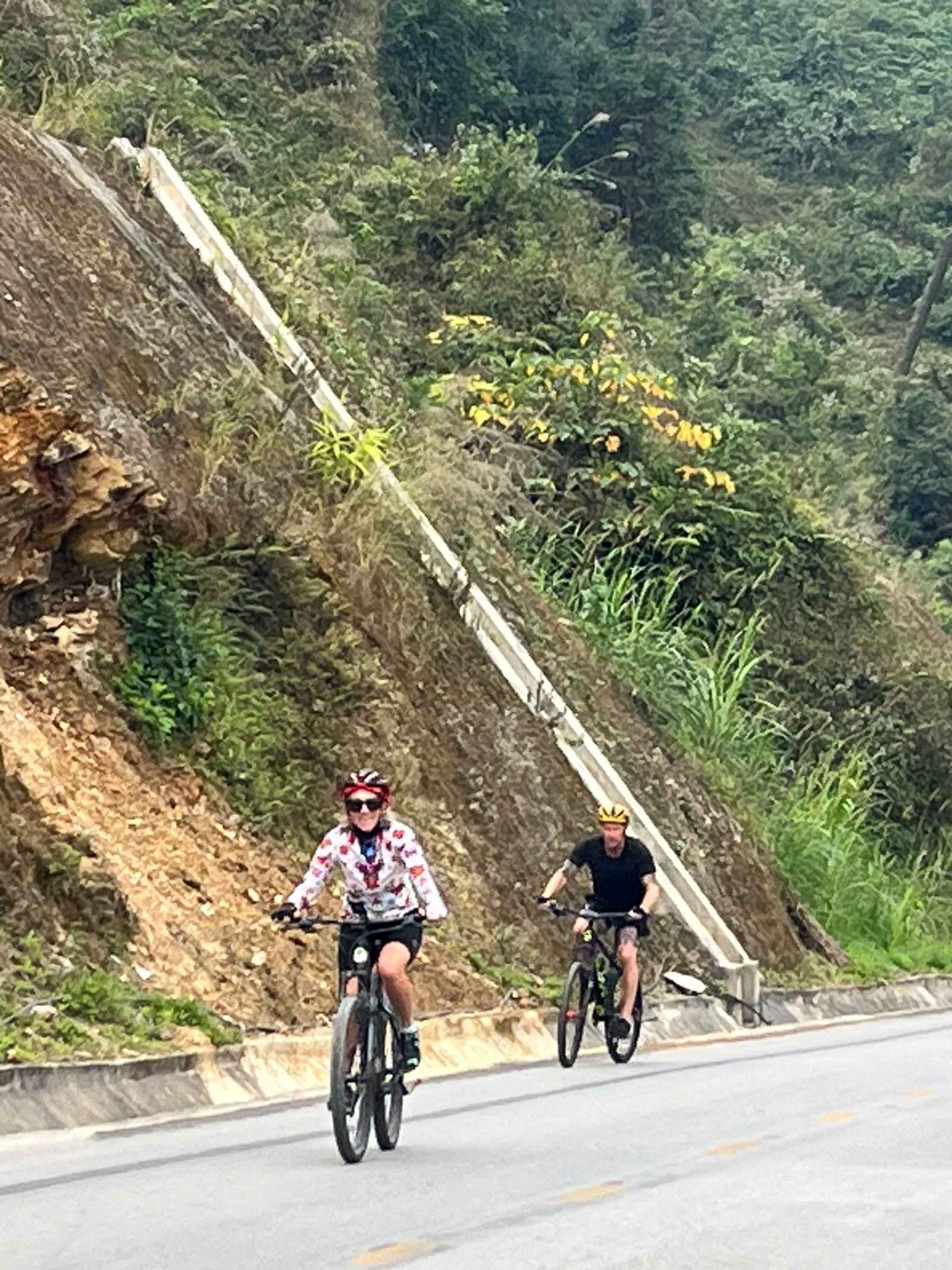 Кольцевой маршрут Ха Зянг на велосипеде (Ha Giang Loop): Путешествие вашей мечты по вершинам Вьетнама